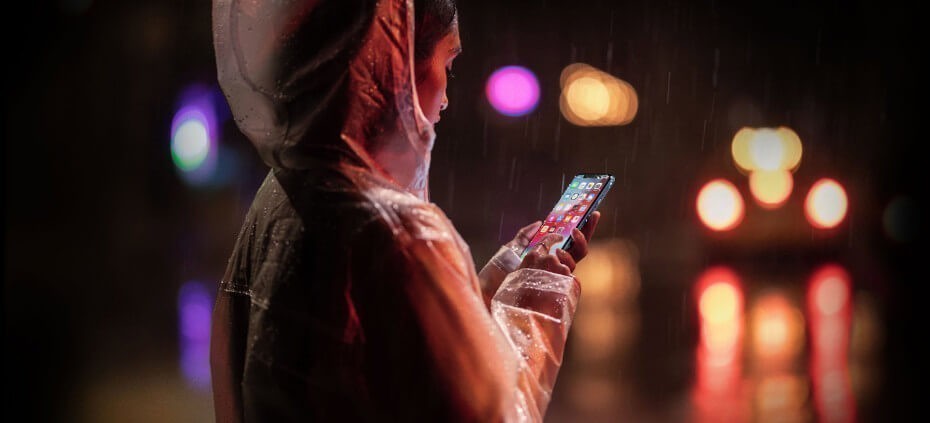 Apple iPhone XR water resistant