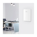 Punto de Acceso Inalámbrico TP-Link Omada EAP615-WALL/ WiFi 6/ PoE/ 1800Mbps/ 2.4GHz 5GHz/ Antenas de 4dBi/ WiFi 802.11 ax/ac/a/n/b/g 802.3af/at