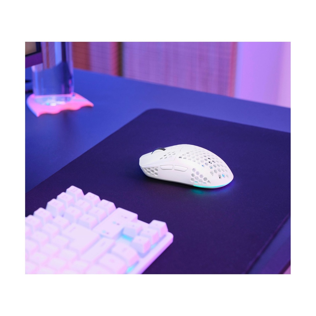 Trust Gaming GXT 929 Helox Wireless Gaming Mouse / Rechargeable Battery / Up to 4800 DPI / White
